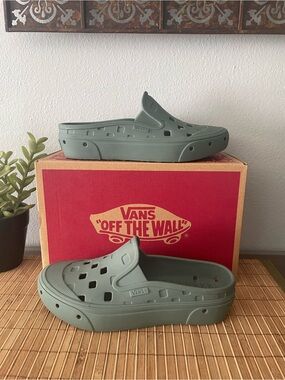 VANS Slip-On Mule TRK Unisex Water Sandal Shoes 🌊 W5.5/M4 Green Grape Leaf